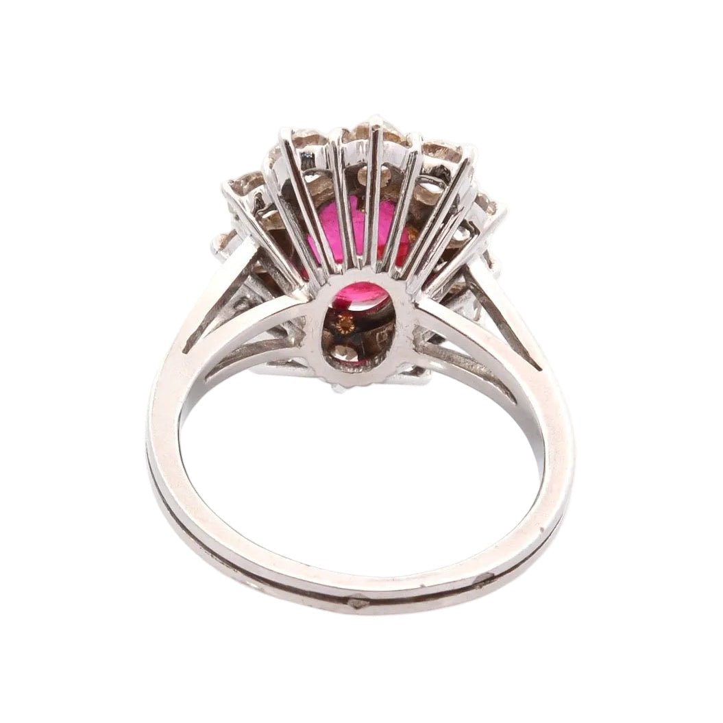 Bague Entourage en or jaune, rubis et diamants - Castafiore