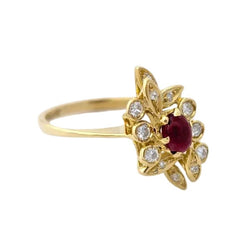 Bague Entourage en or jaune, rubis et diamants - Castafiore
