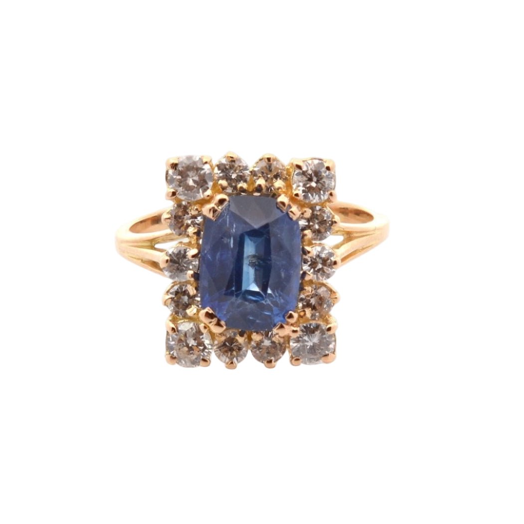 Bague Entourage en or jaune, saphir et diamants - Castafiore