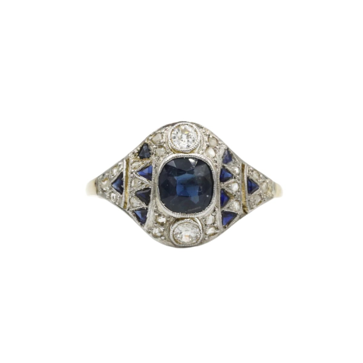 Bague entourage en or jaune, saphir et diamants - Castafiore