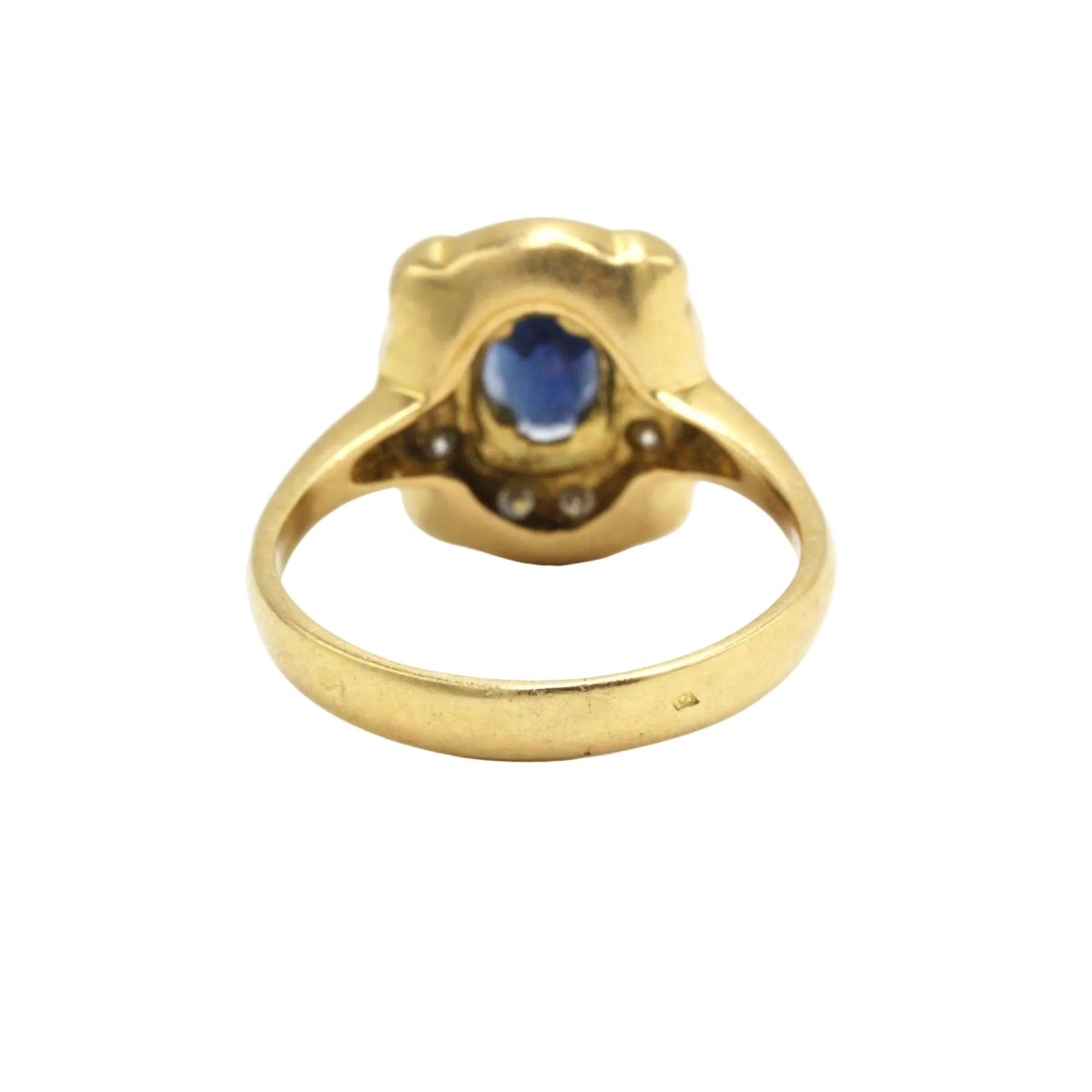 Bague Entourage en or jaune, saphir et diamants - Castafiore