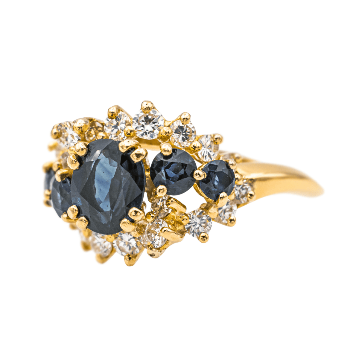 Bague Entourage en or jaune, saphirs et diamants - Castafiore
