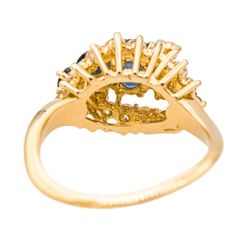 Bague Entourage en or jaune, saphirs et diamants - Castafiore