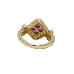 Bague Entourage en or jaune, saphirs et diamants - Castafiore
