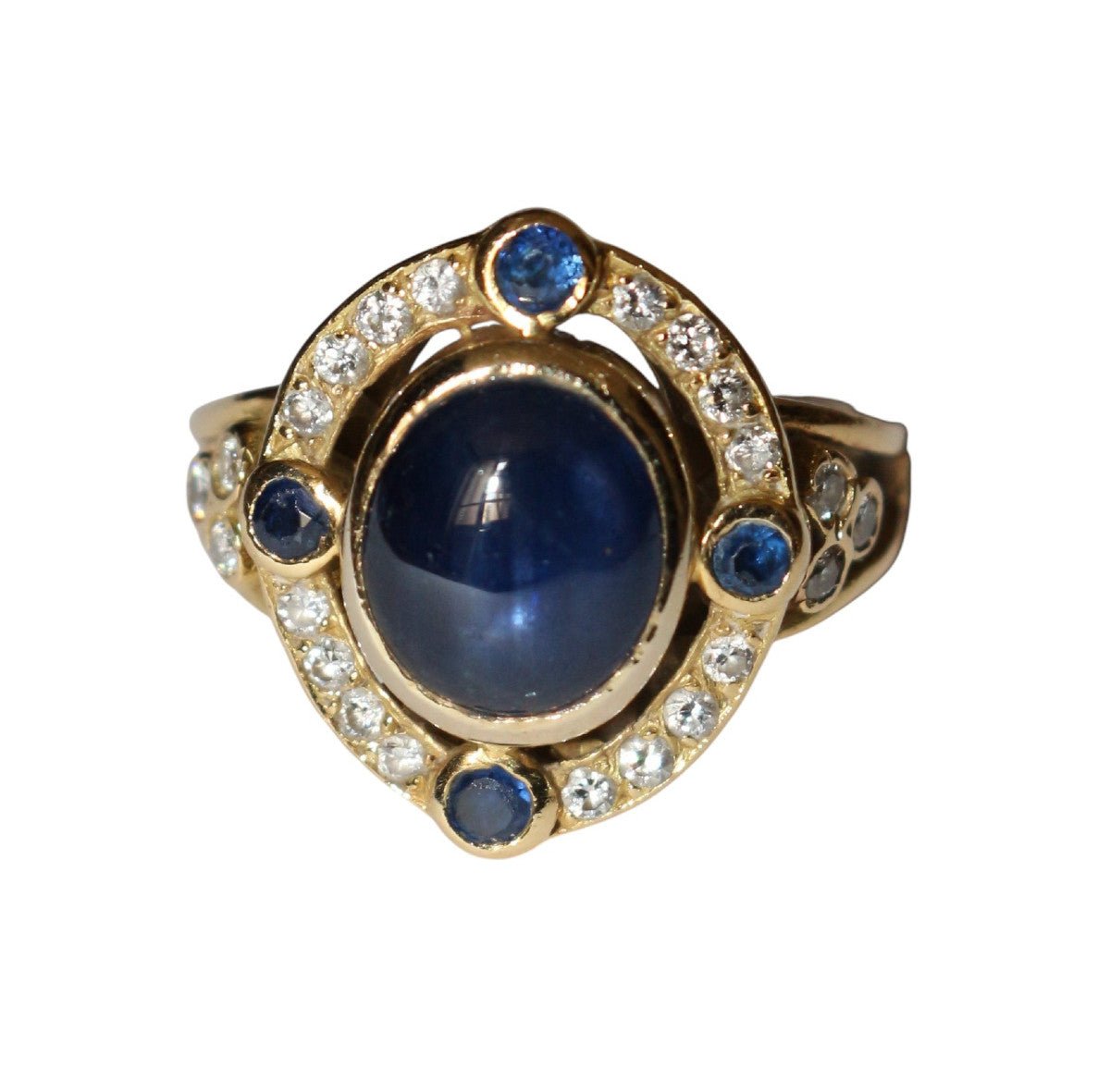 Bague Entourage en or jaune, saphirs et diamants - Castafiore