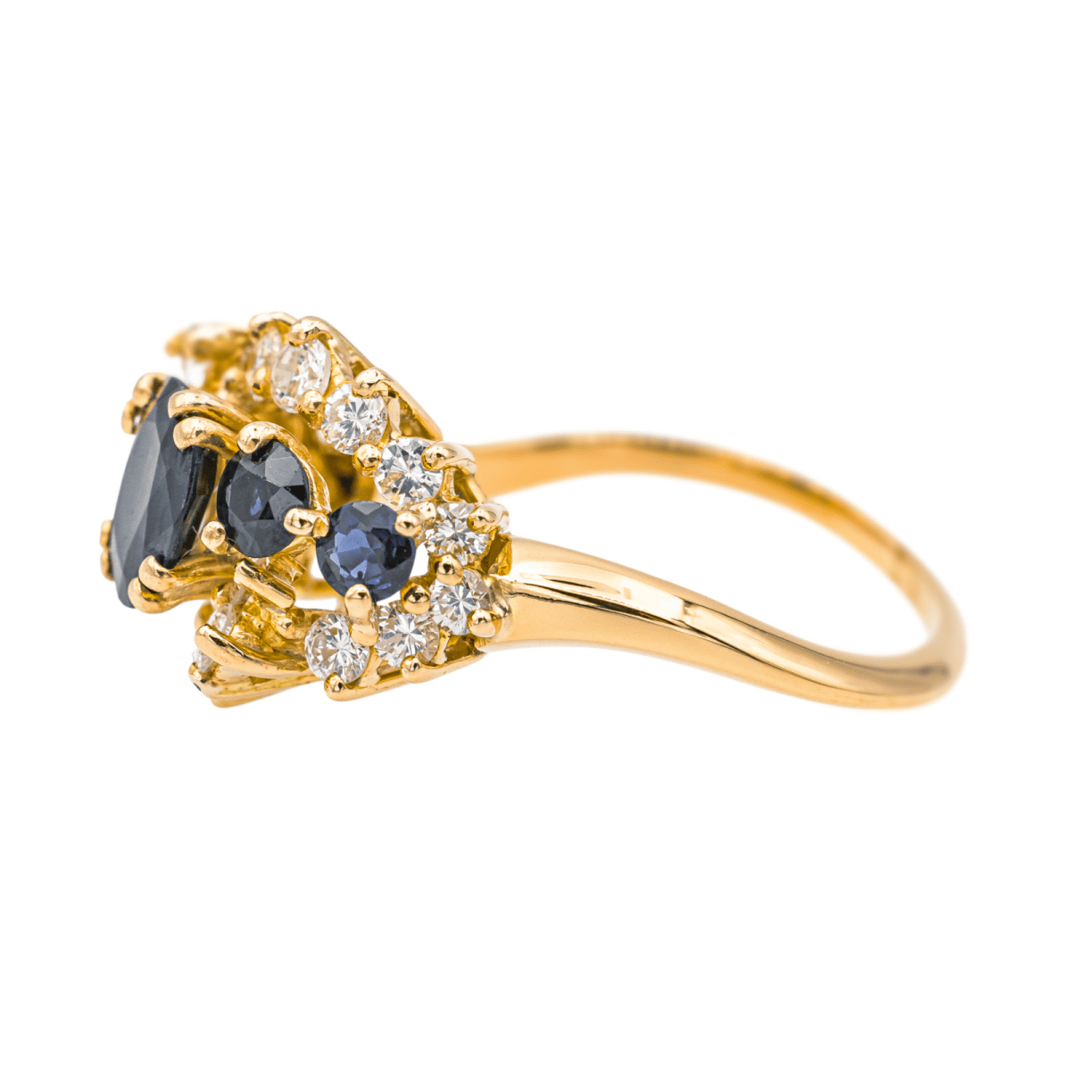 Bague Entourage en or jaune, saphirs et diamants - Castafiore