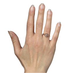 Bague Entourage en or rose, saphir et diamants - Castafiore