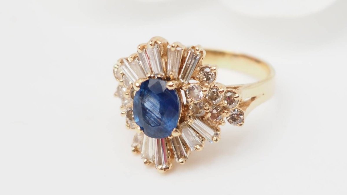 Bague Entourage en or rose saphir et diamants - Castafiore