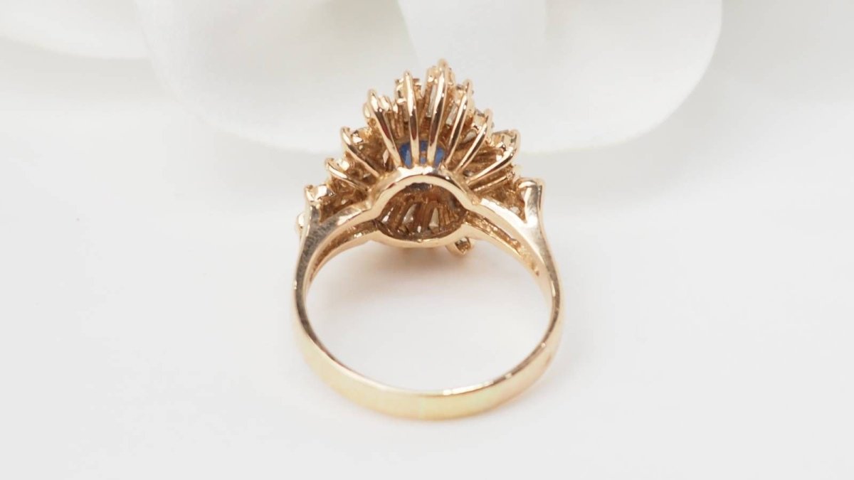 Bague Entourage en or rose saphir et diamants - Castafiore