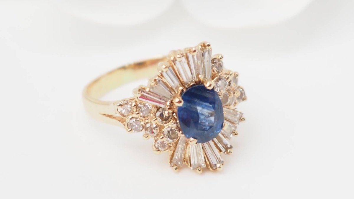 Bague Entourage en or rose saphir et diamants - Castafiore