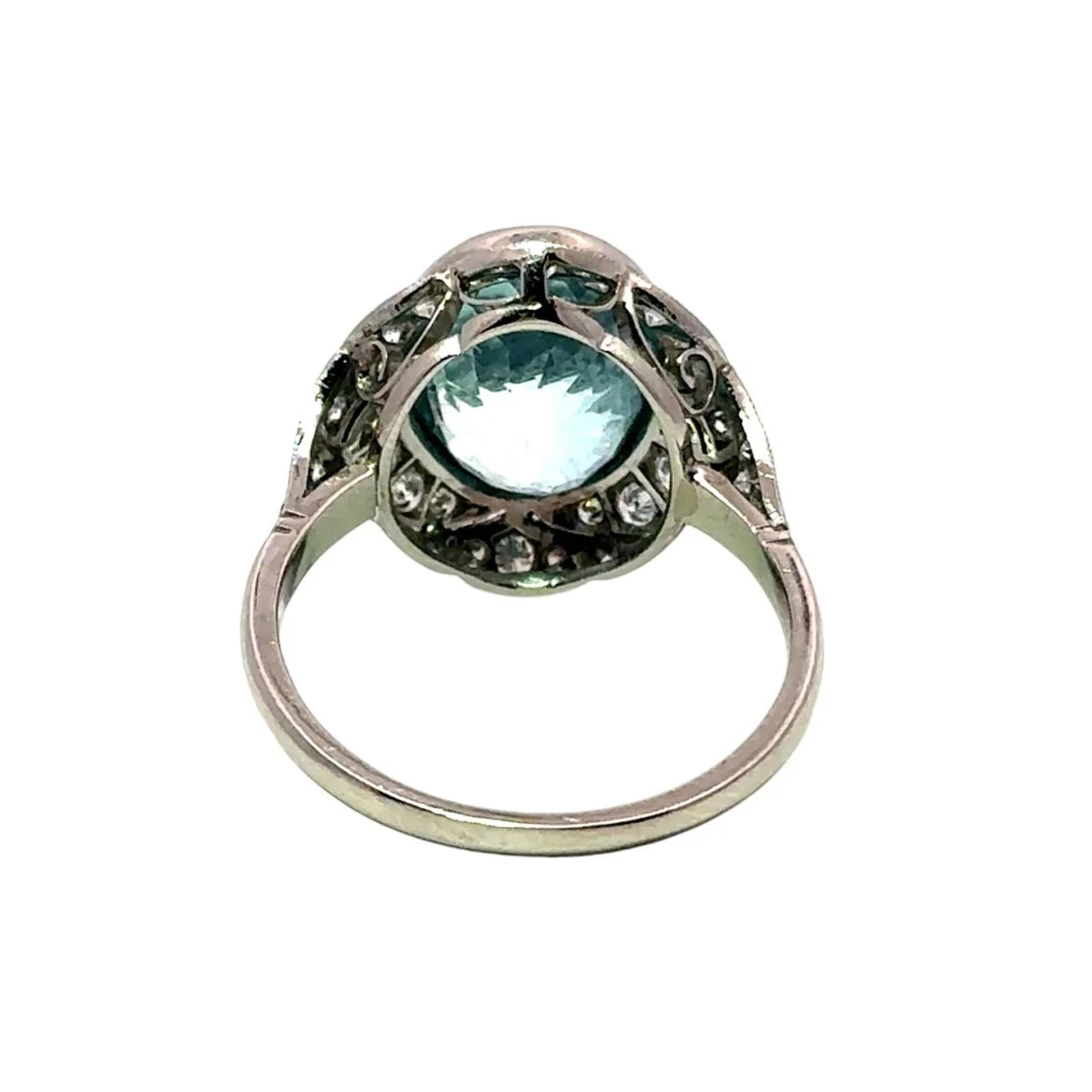 Bague Entourage en platine, aigue-marine et diamants - Castafiore