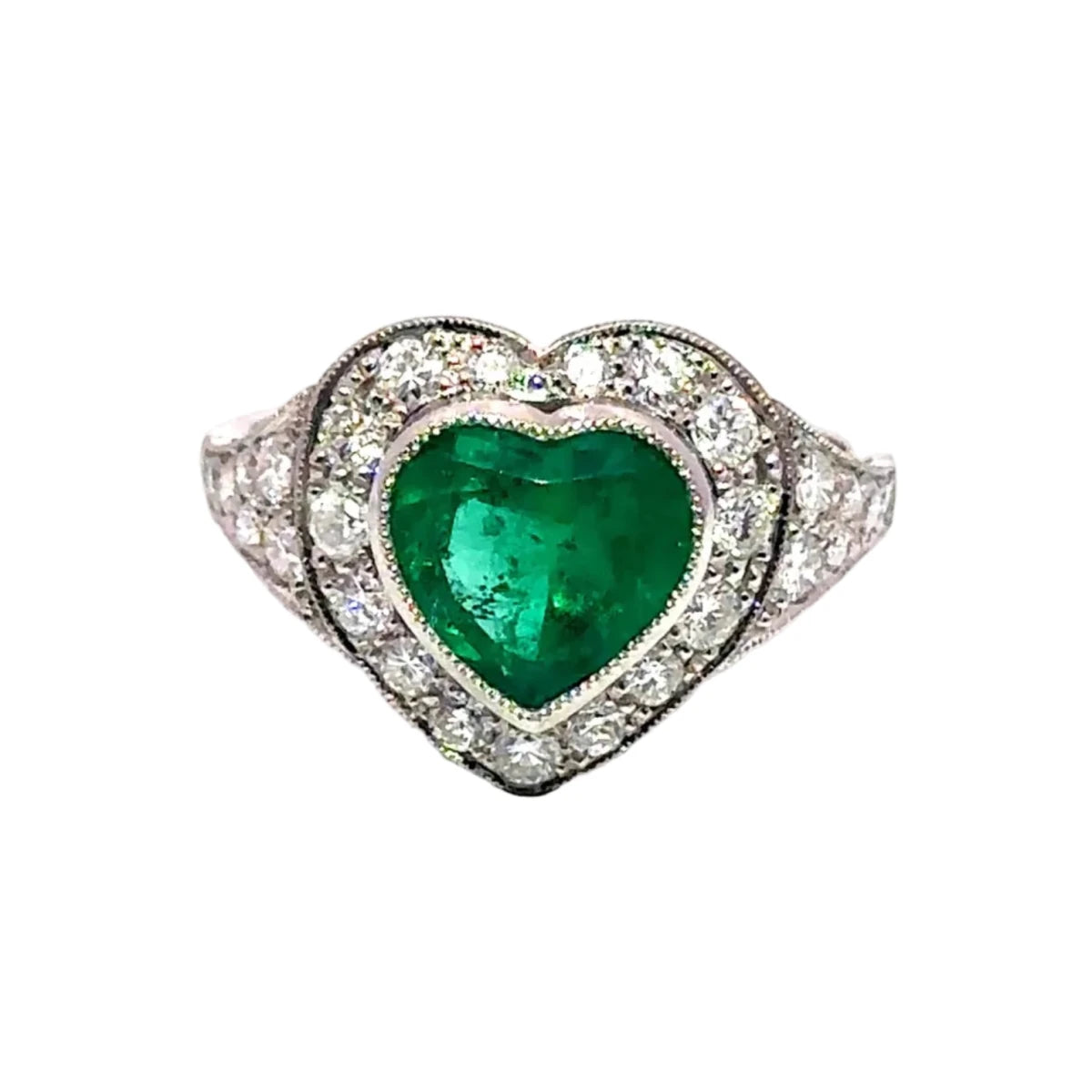 Bague Entourage en platine, émeraude et diamants - Castafiore