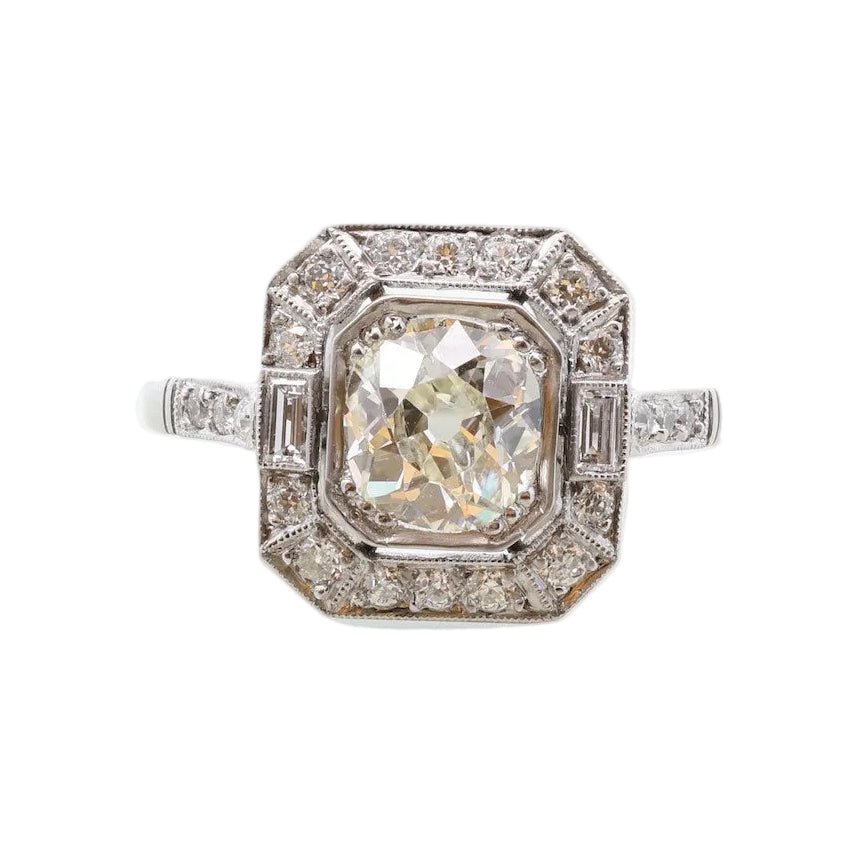 Bague Entourage en platine et diamants - Castafiore