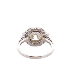 Bague Entourage en platine et diamants - Castafiore