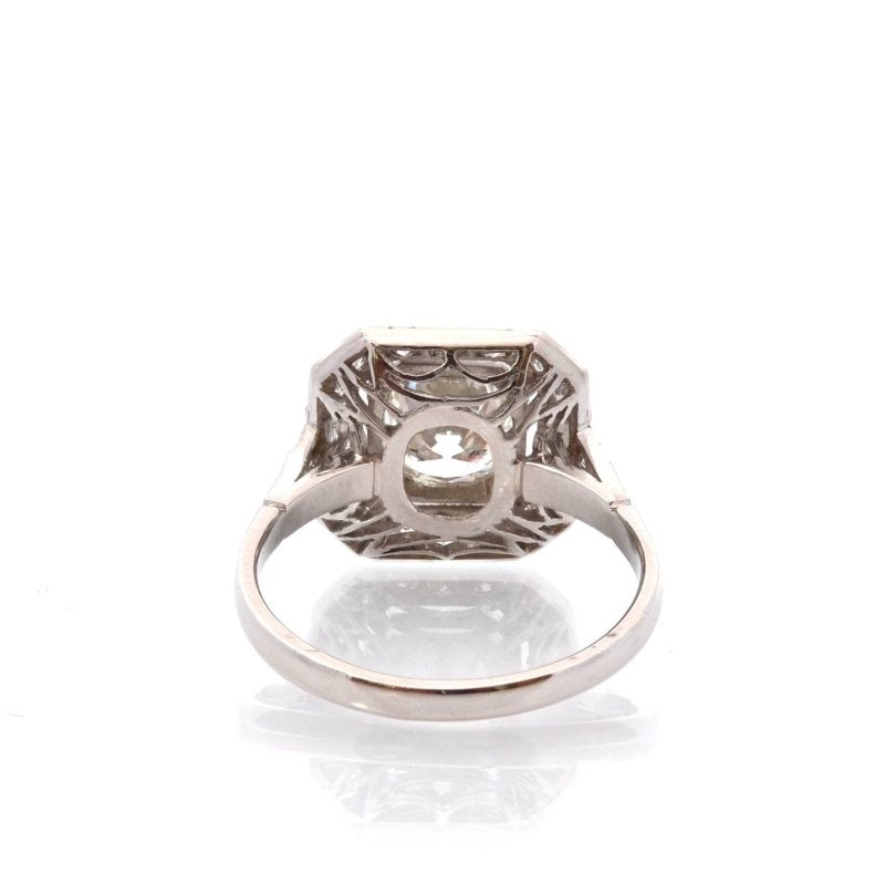 Bague Entourage en platine et diamants - Castafiore
