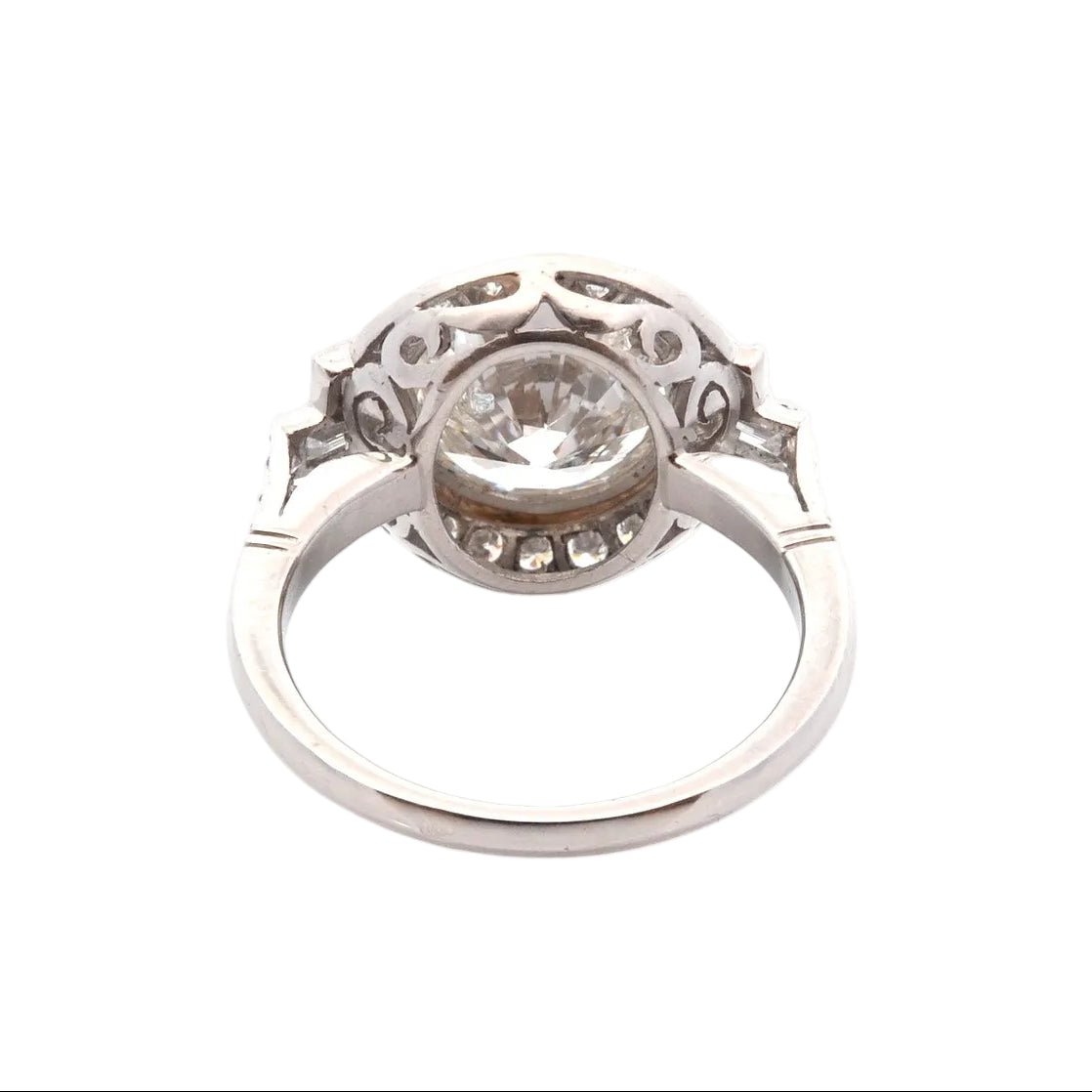 Bague Entourage en platine et diamants - Castafiore