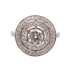 Bague Entourage en platine et diamants - Castafiore