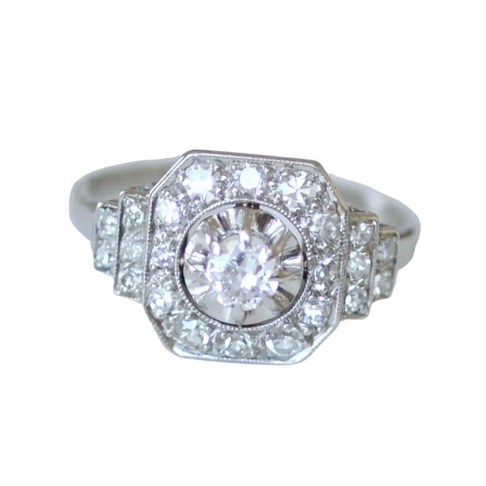 Bague Entourage en platine et diamants - Castafiore