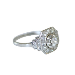 Bague Entourage en platine et diamants - Castafiore