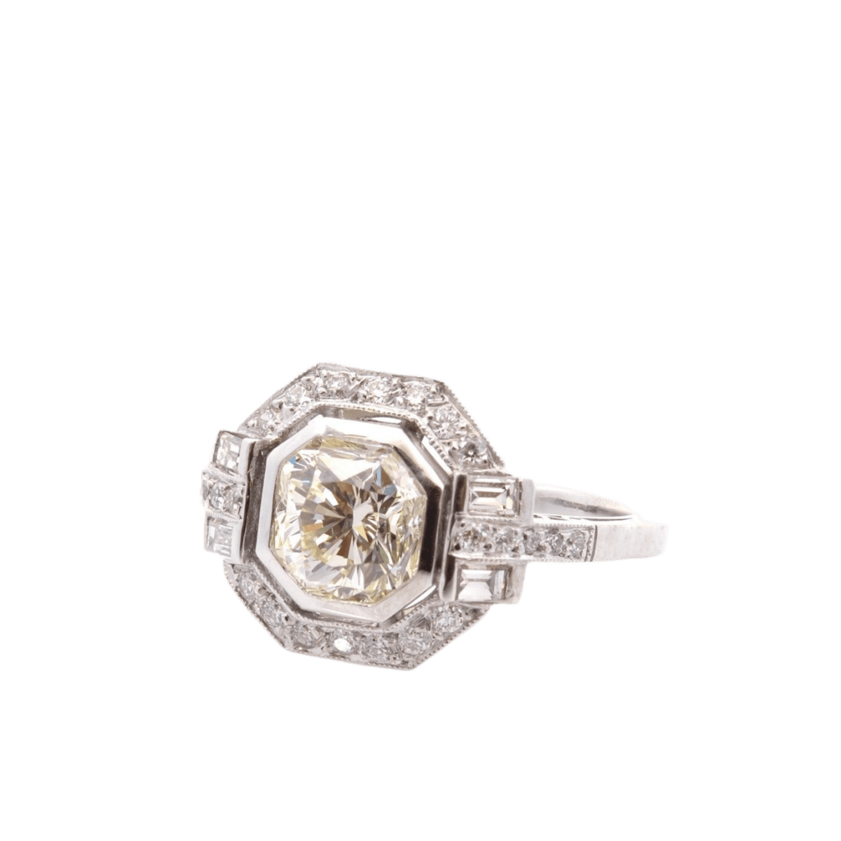 Bague Entourage en platine et diamants - Castafiore