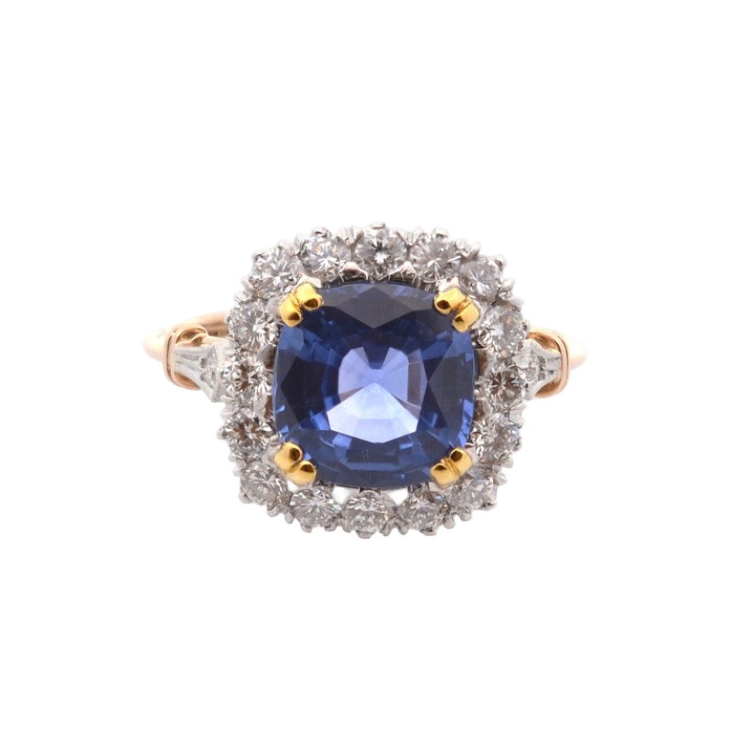 Bague Entourage en platine, or, saphir, et diamants - Castafiore