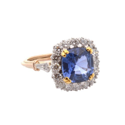 Bague Entourage en platine, or, saphir, et diamants - Castafiore