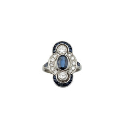 Bague Entourage en platine, saphir, diamants - Castafiore