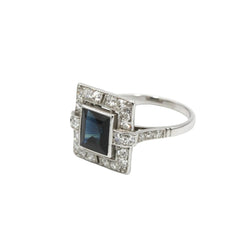 Bague Entourage en platine, saphir et diamants - Castafiore