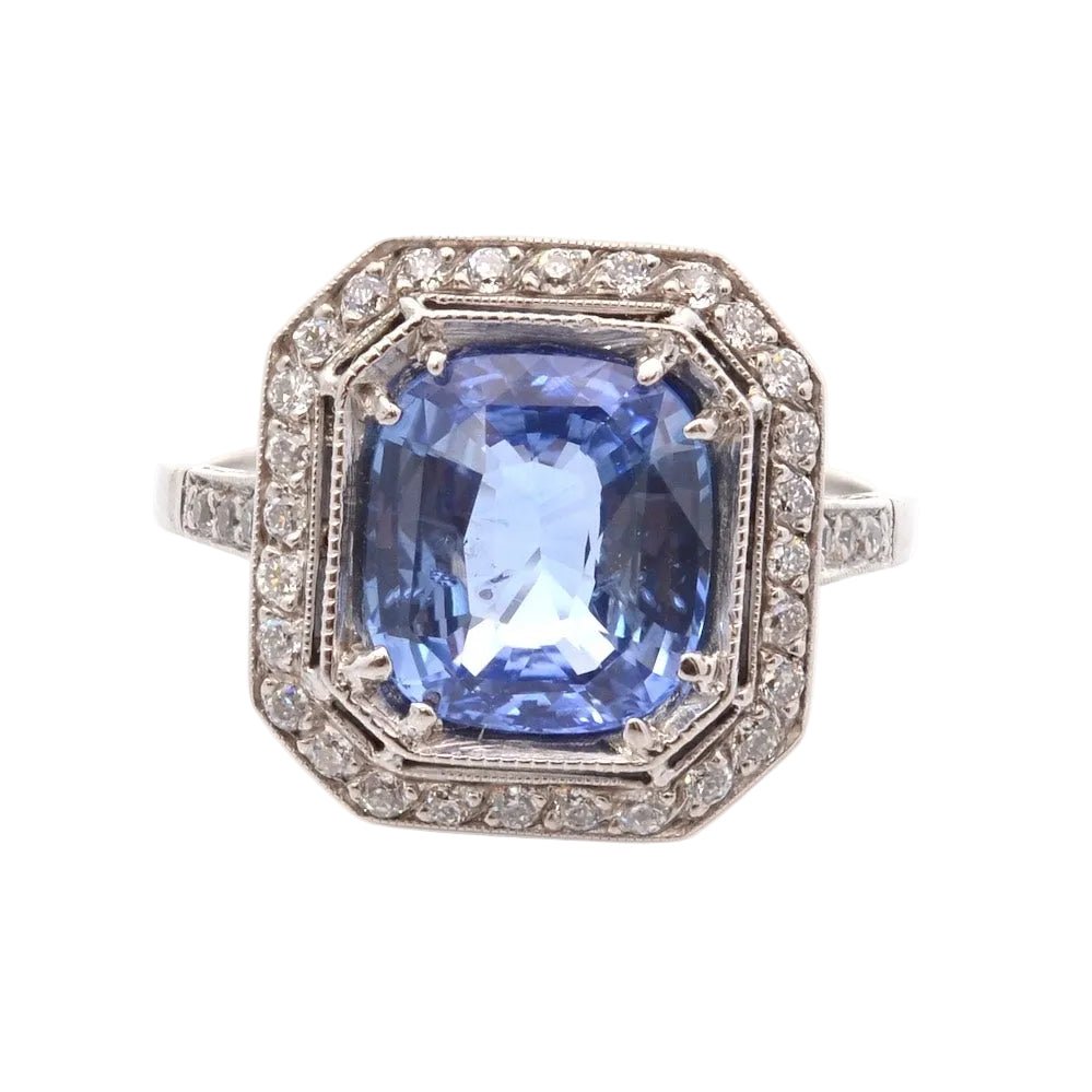 Bague Entourage en platine, saphir et diamants - Castafiore