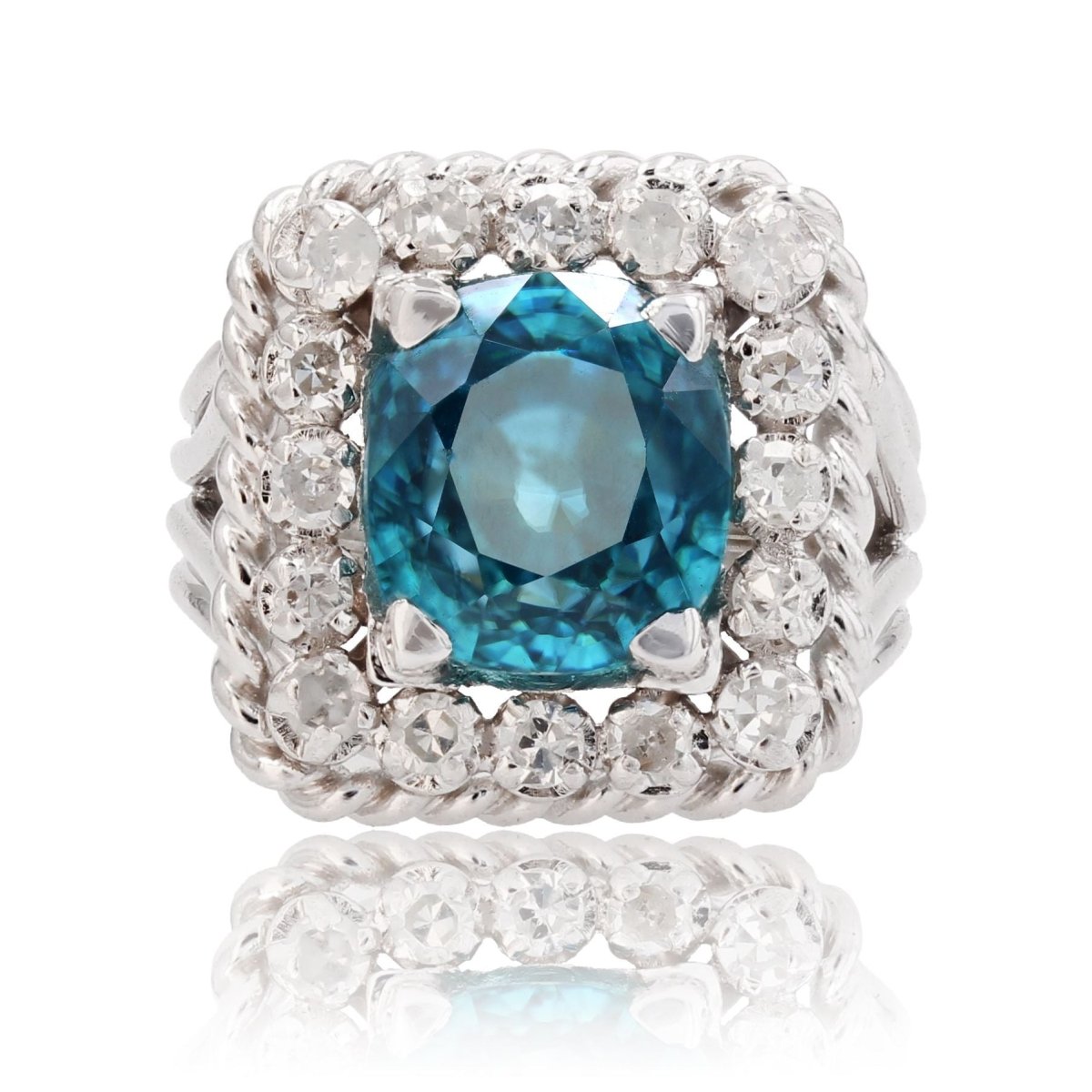 Bague Entourage en platine, zircon et diamants - Castafiore