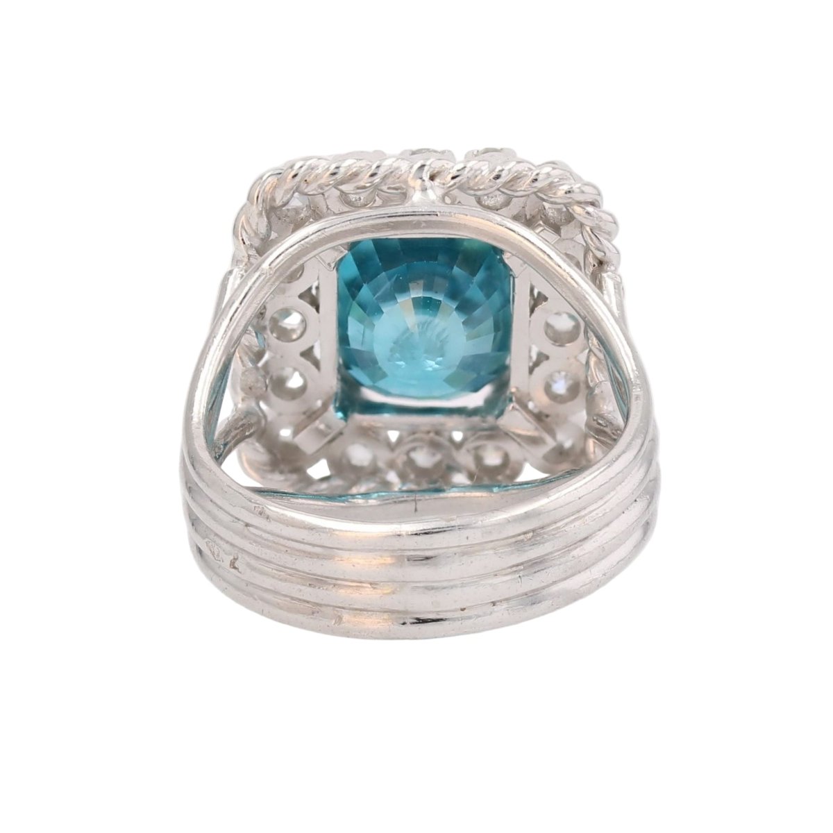 Bague Entourage en platine, zircon et diamants - Castafiore