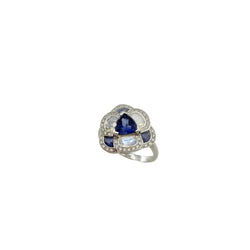 Bague Entourage ISABELLE LANGLOIS "Flora Pensée" en or blanc, pierres de lune, iolites et diamants - Castafiore