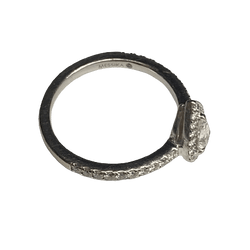 Bague Entourage MESSIKA "Joy" en or blanc et diamants - Castafiore