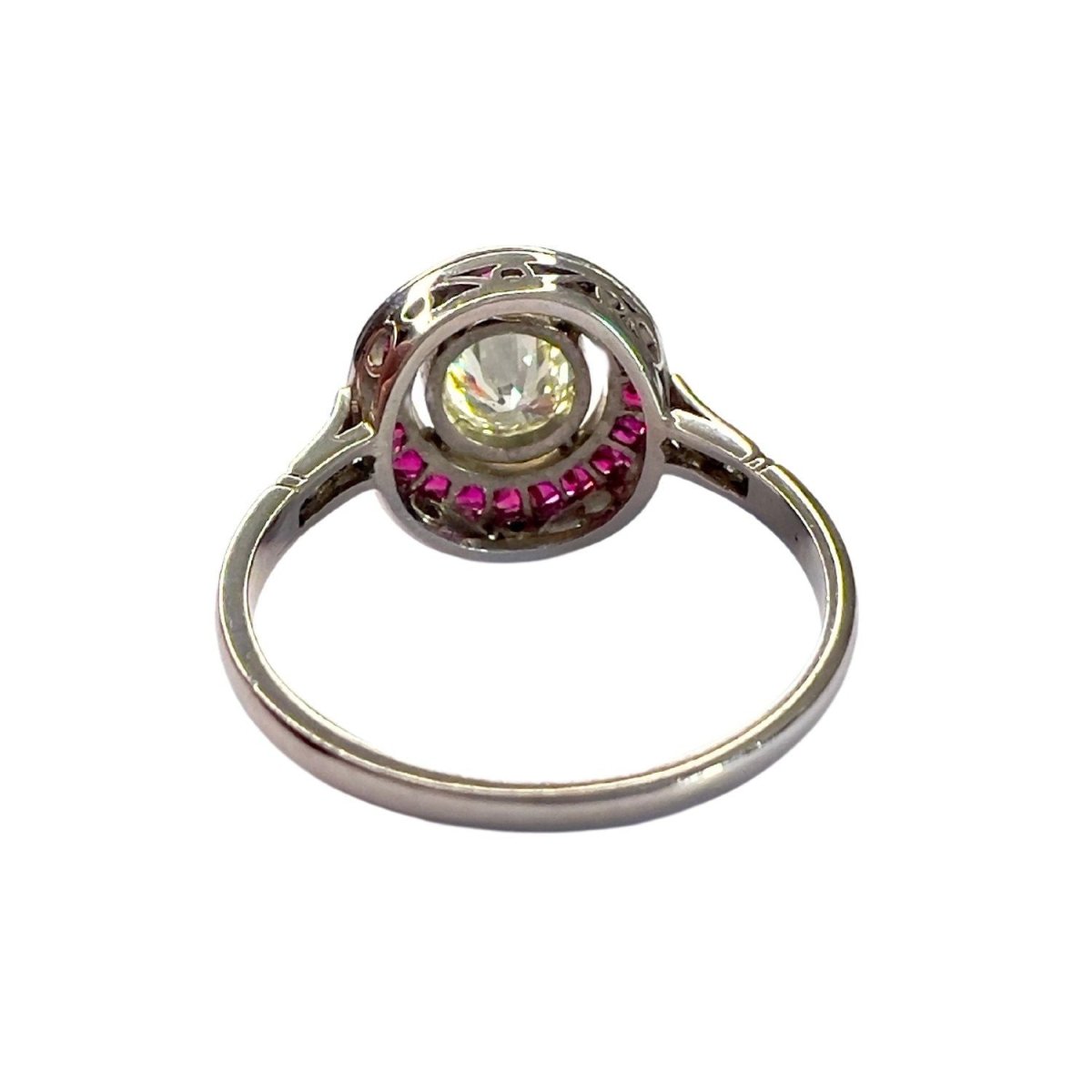 Bague entourage rubis et diamant en argent - Castafiore