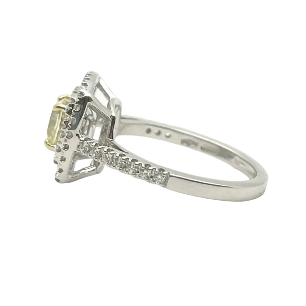 Bague Entourage VISCONTI en or blanc et diamants - Castafiore