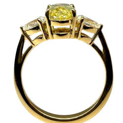 Bague Fancy intense yellow en or jaune et diamant - Castafiore