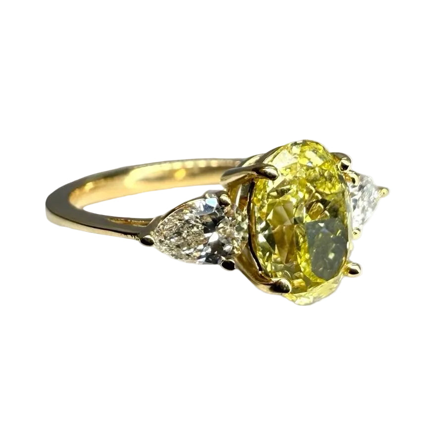 Bague Fancy intense yellow en or jaune et diamant - Castafiore