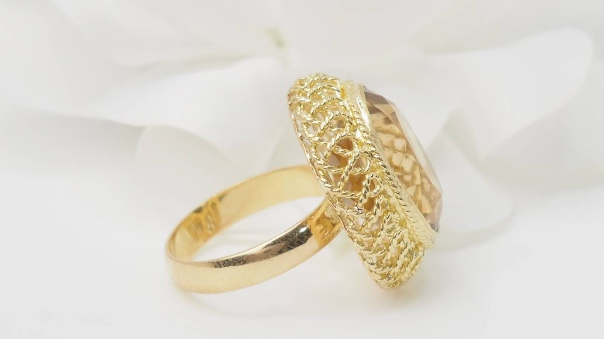 Bague filigranée en or jaune et citrine facettée - Castafiore