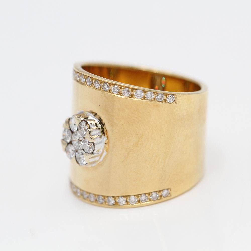 Bague fleur large en or 18k avec diamants seconde main - Castafiore