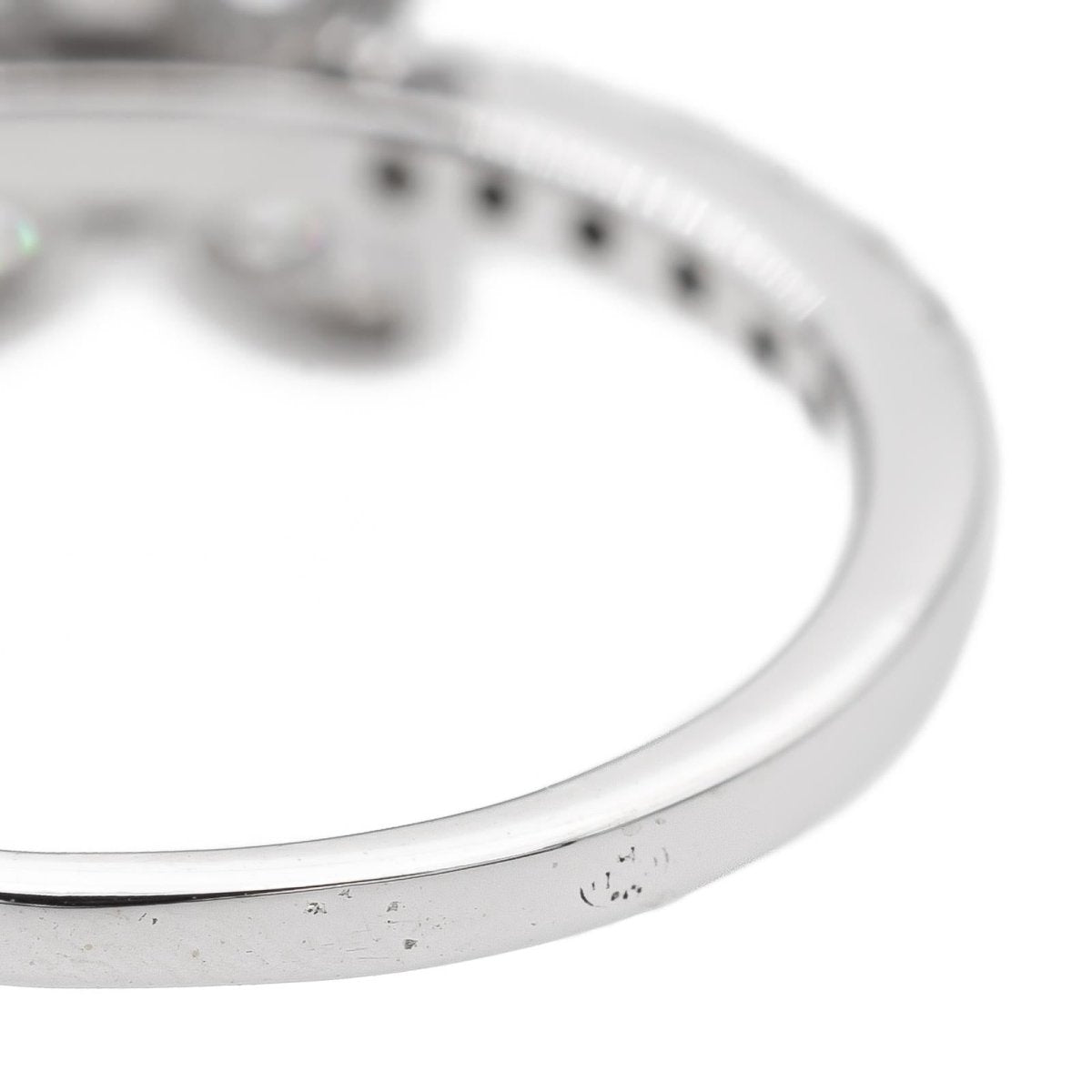 Bague Fleur Or blanc Diamant - Castafiore