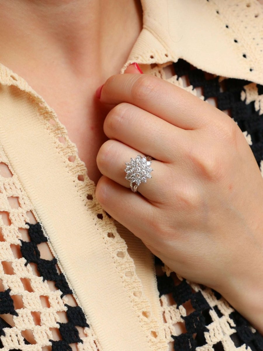 Bague fleur or blanc diamants 2 ct - Castafiore