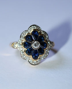 Bague Fleur or jaune saphirs diamants - Castafiore
