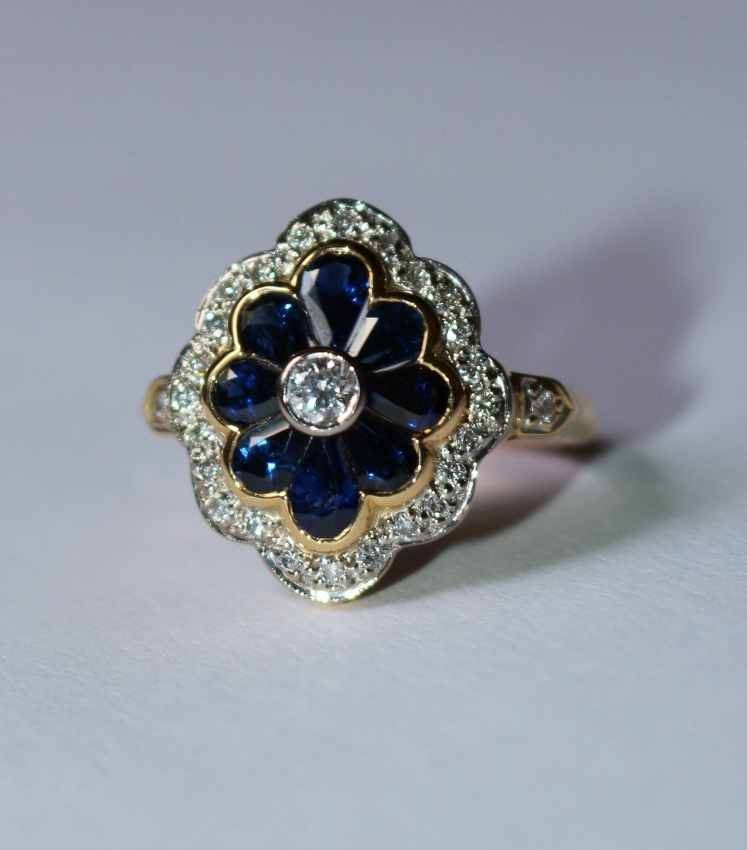 Bague Fleur or jaune saphirs diamants - Castafiore