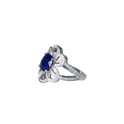 Bague Fleur Saphir de Ceylan 2.80 Cts et Diamants - Castafiore
