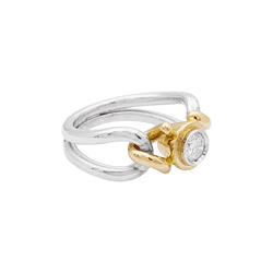 Bague FRED, deux tons d'or et diamant. - Castafiore