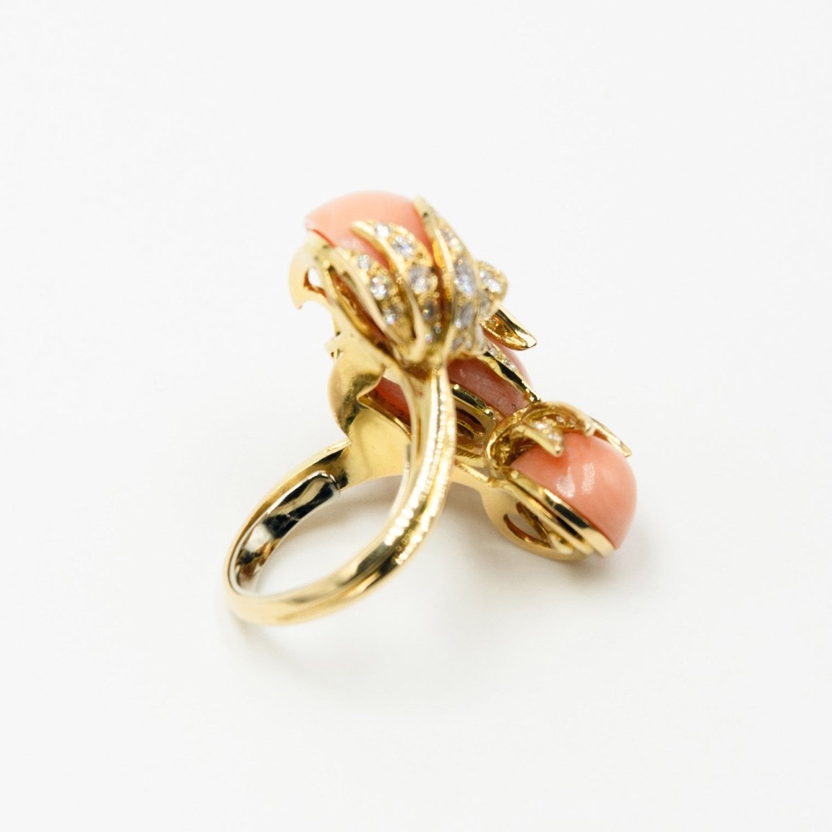 Bague FRED en or jaune, corail et diamants - Castafiore