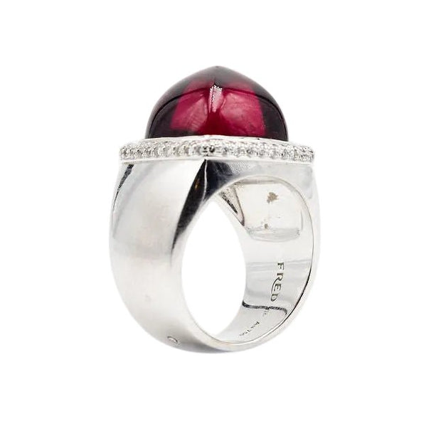 Bague FRED "Pain de sucre" en or blanc, tourmaline rose et diamants - Castafiore