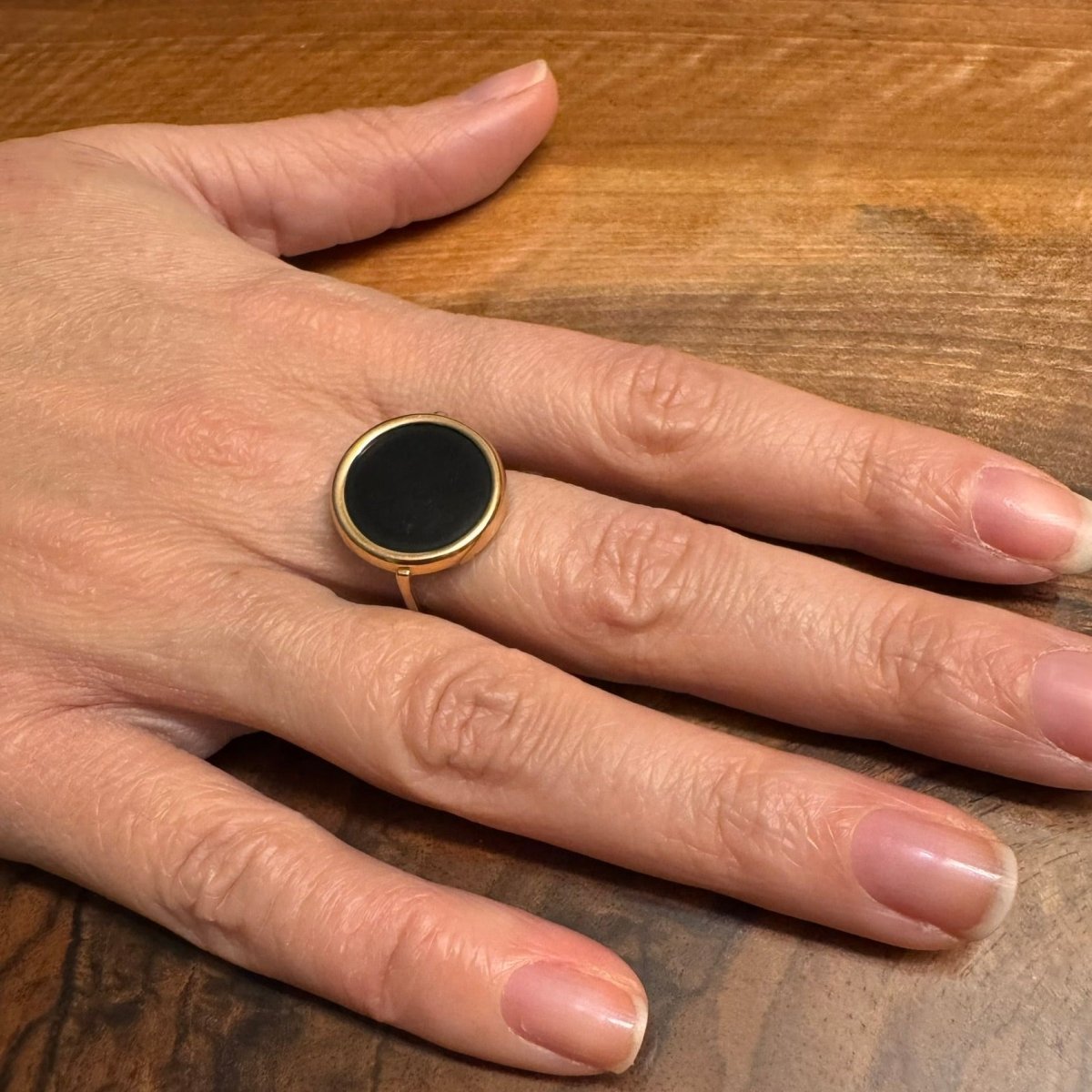 Bague GINETTE NY en or rose et onyx - Castafiore