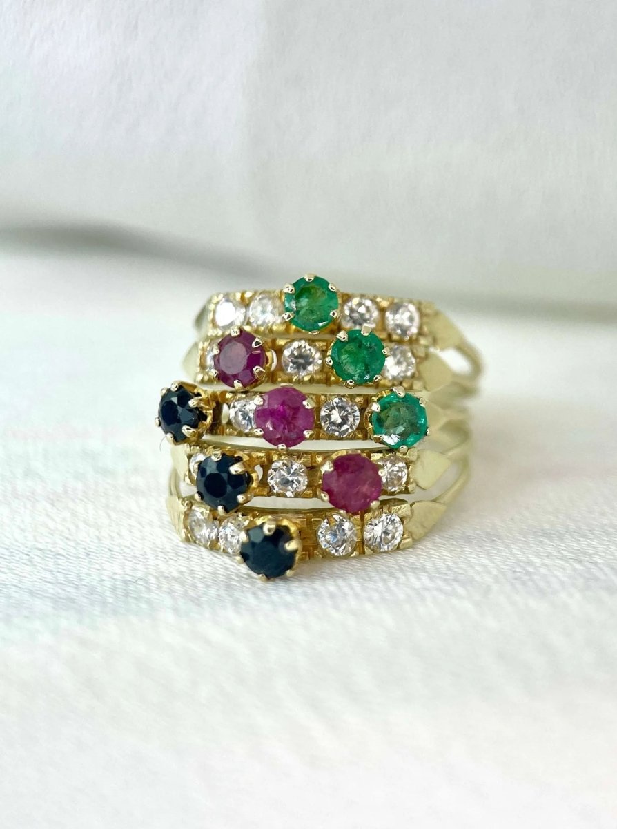 Bague Harem en Or, Pierres Blanches, Saphirs, Rubis et Emeraudes - Castafiore