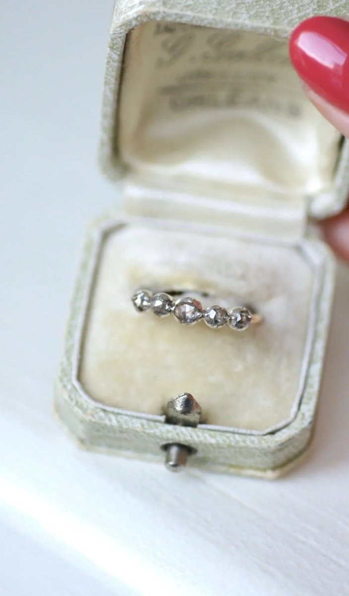 Bague jarretière ancienne diamants - Castafiore